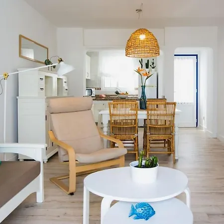 Апартаменты Bonito Con Wifi Frente Al Mar En